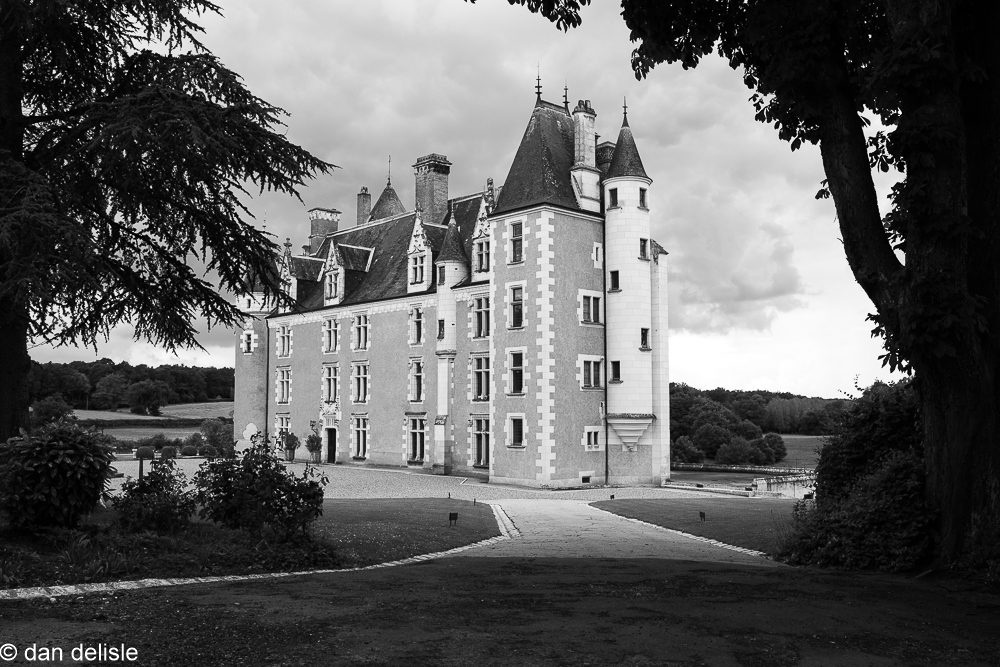 CHATEAU DE MONTPOUPON