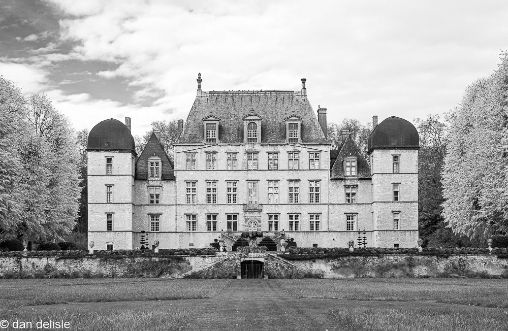 CHATEAU DE FLECHERES